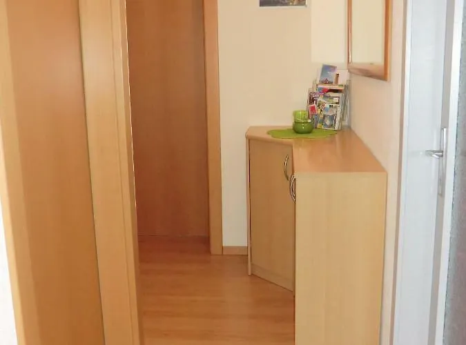 Haus Elvira شقة *